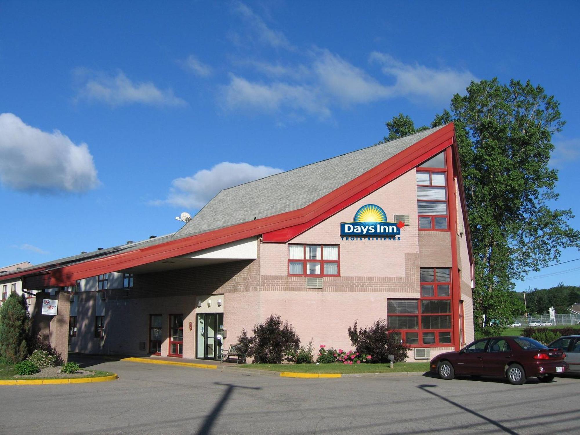 Days Inn By Wyndham Trois-Rivieres Exterior photo